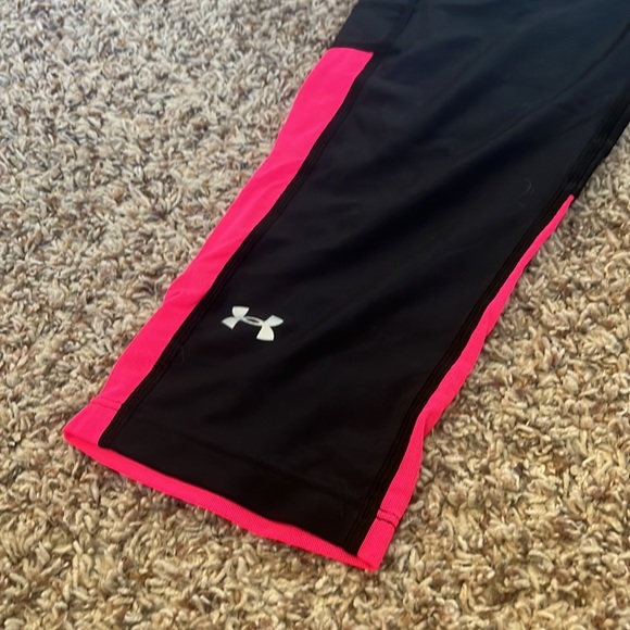 Women’s Under Armour leggings - Picture 2 of 5